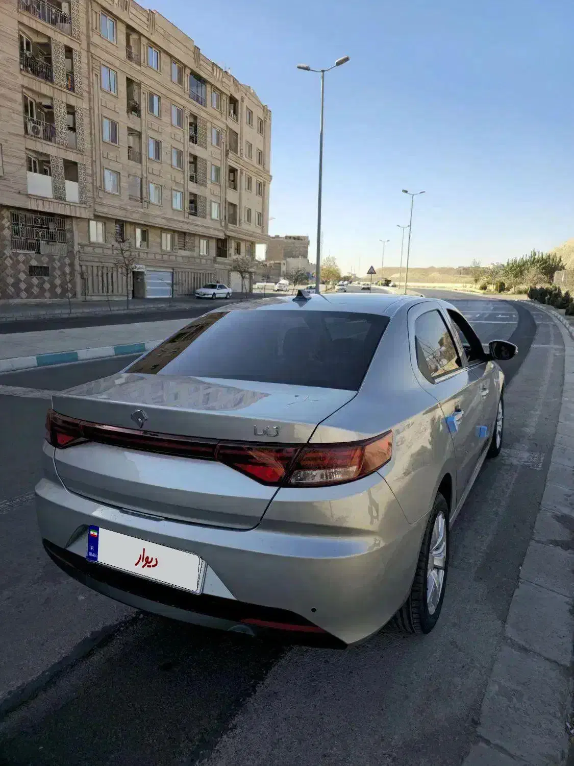 تارا اتوماتیک وی ۴ صفر تیتانیوم|خودرو سواری و وانت|تهران, خلیج فارس|دیوار