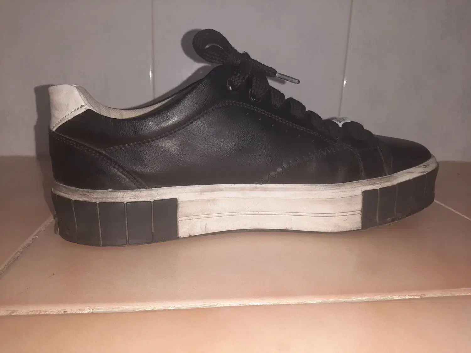 کتونی کلاسیک و اسپورت ساز۴۲.۴۳|کیف، کفش، کمربند|اراک, |دیوار