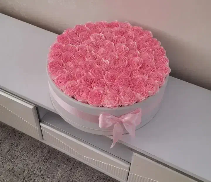 گل ربانی|گل مصنوعی|عجب شیر, |دیوار