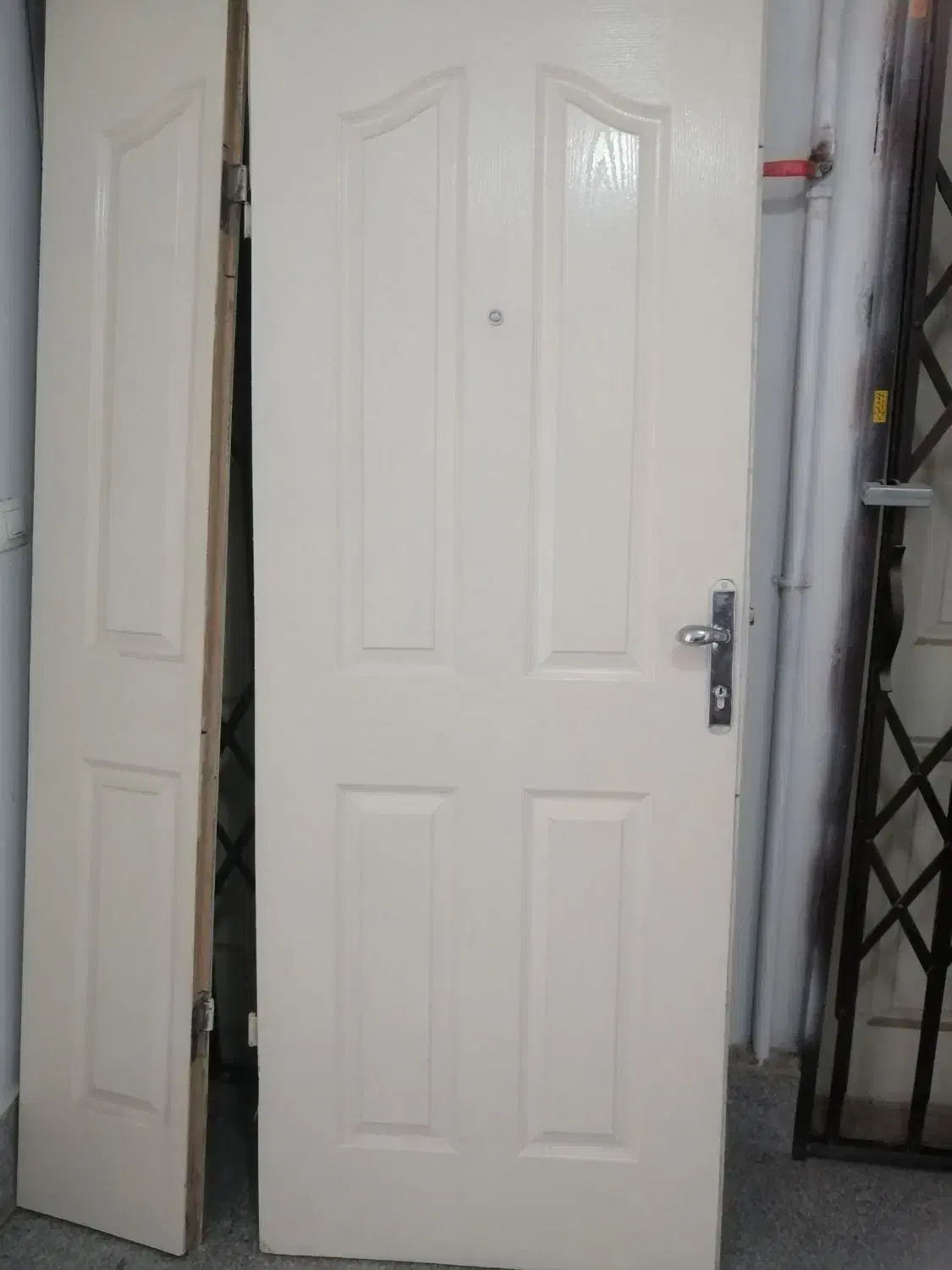 درب منزل|مصالح و تجهیزات ساختمان|گلبهار, شهر جدید گلبهار|دیوار