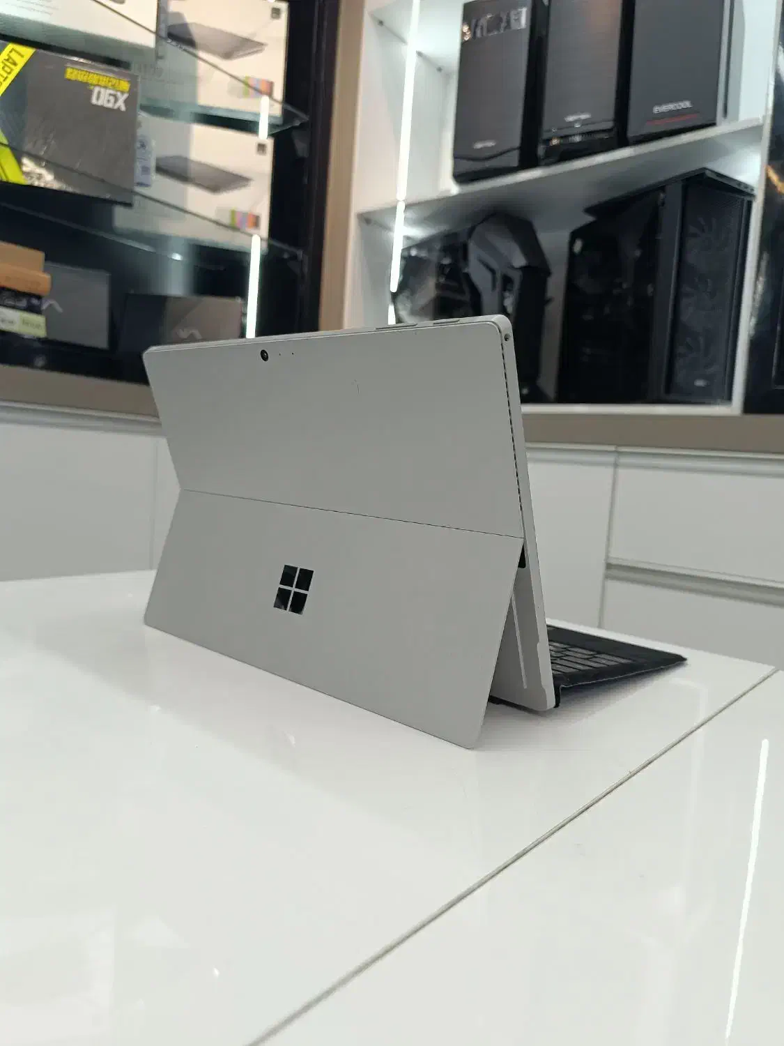 تبلت شو نمایشگر 2K پردازنده i7 پشتیبانی قلم|تبلت|کرمانشاه, |دیوار