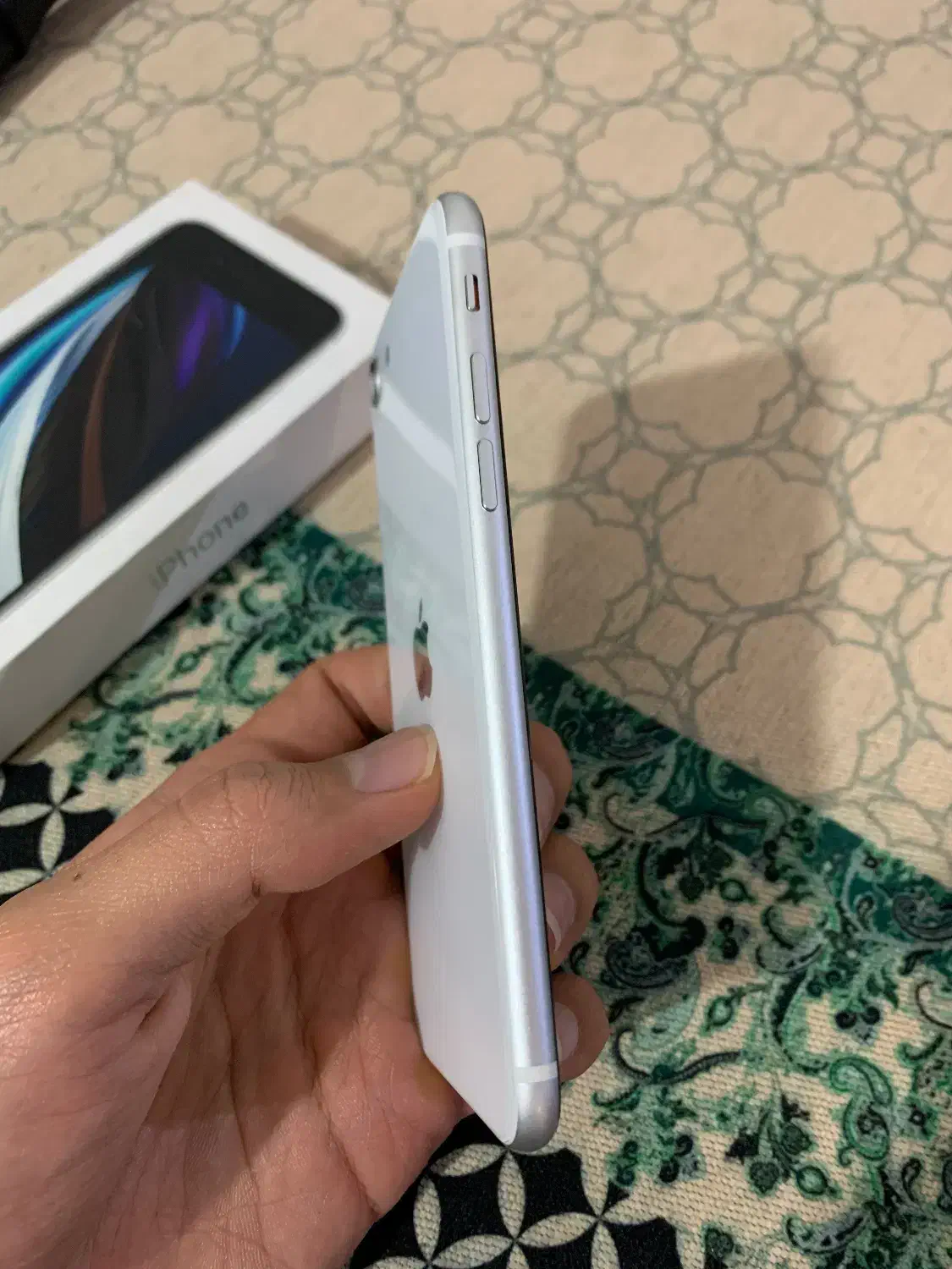 آیفونse2020|موبایل|نورآباد, |دیوار