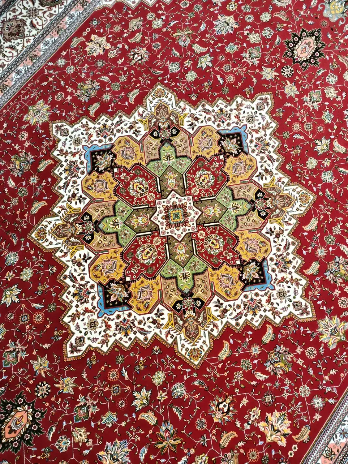 فرش کلاسیک و مدرن|فرش|تهران, سیروس|دیوار