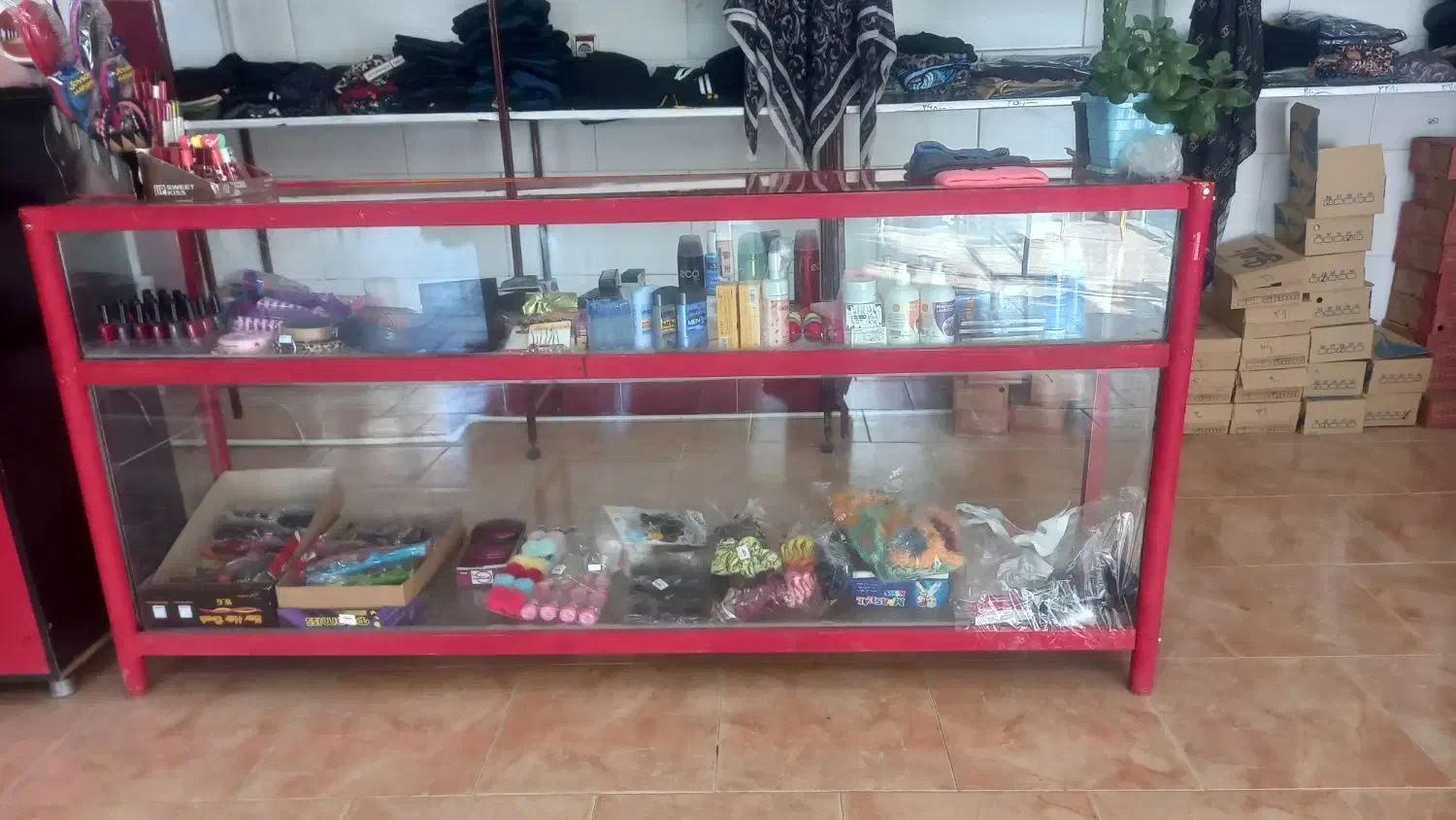 ویترین مغازه و رگال و کله مانکن|فروشگاه و مغازه|محمدیه-قزوین, |دیوار