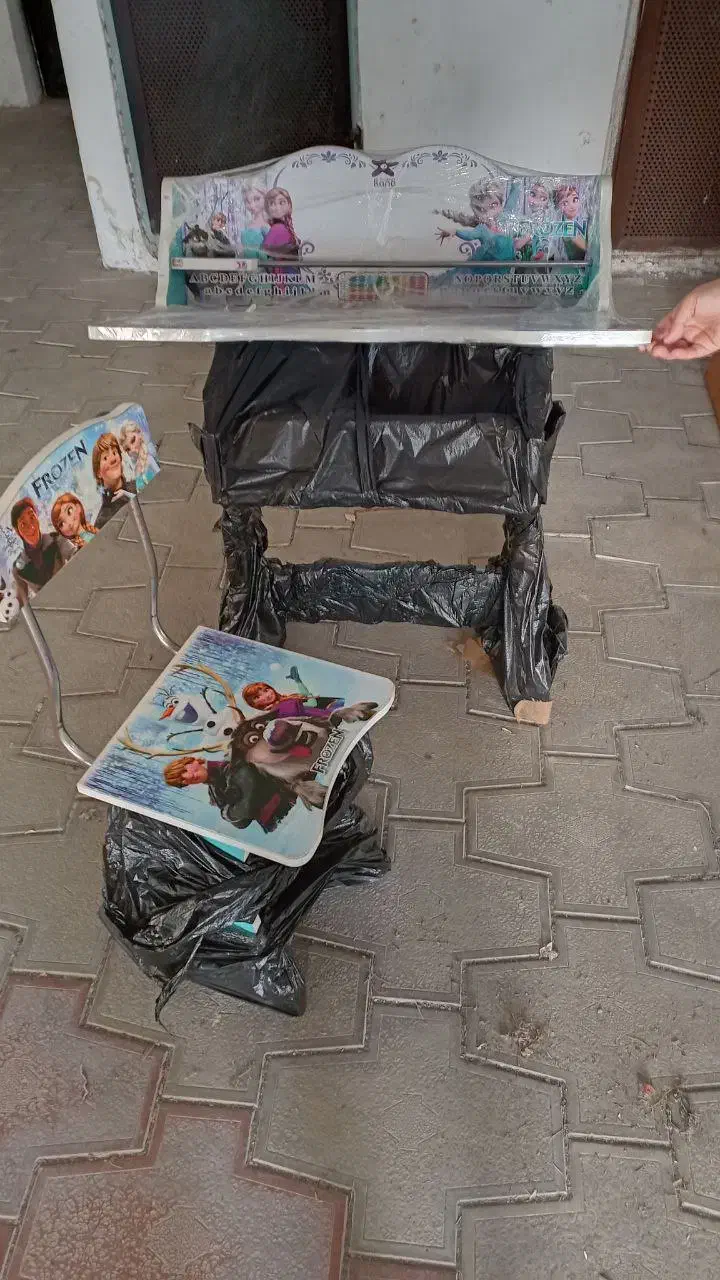 میز تحریر دانش آموزی با صندلی درحدنو|میز تحریر و کامپیوتر|چالوس, |دیوار