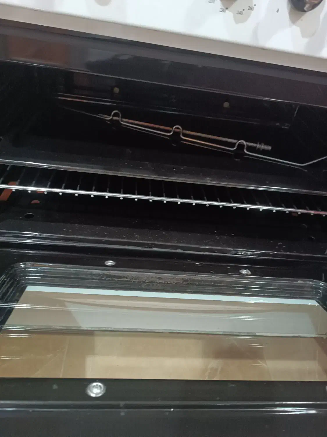 یک عدد هود سالم به شرط کار کردن|هود|رویان, |دیوار