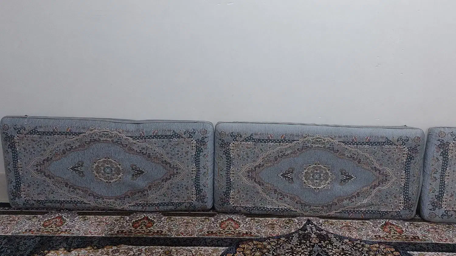 پشتی|پشتی|بندرعباس, |دیوار