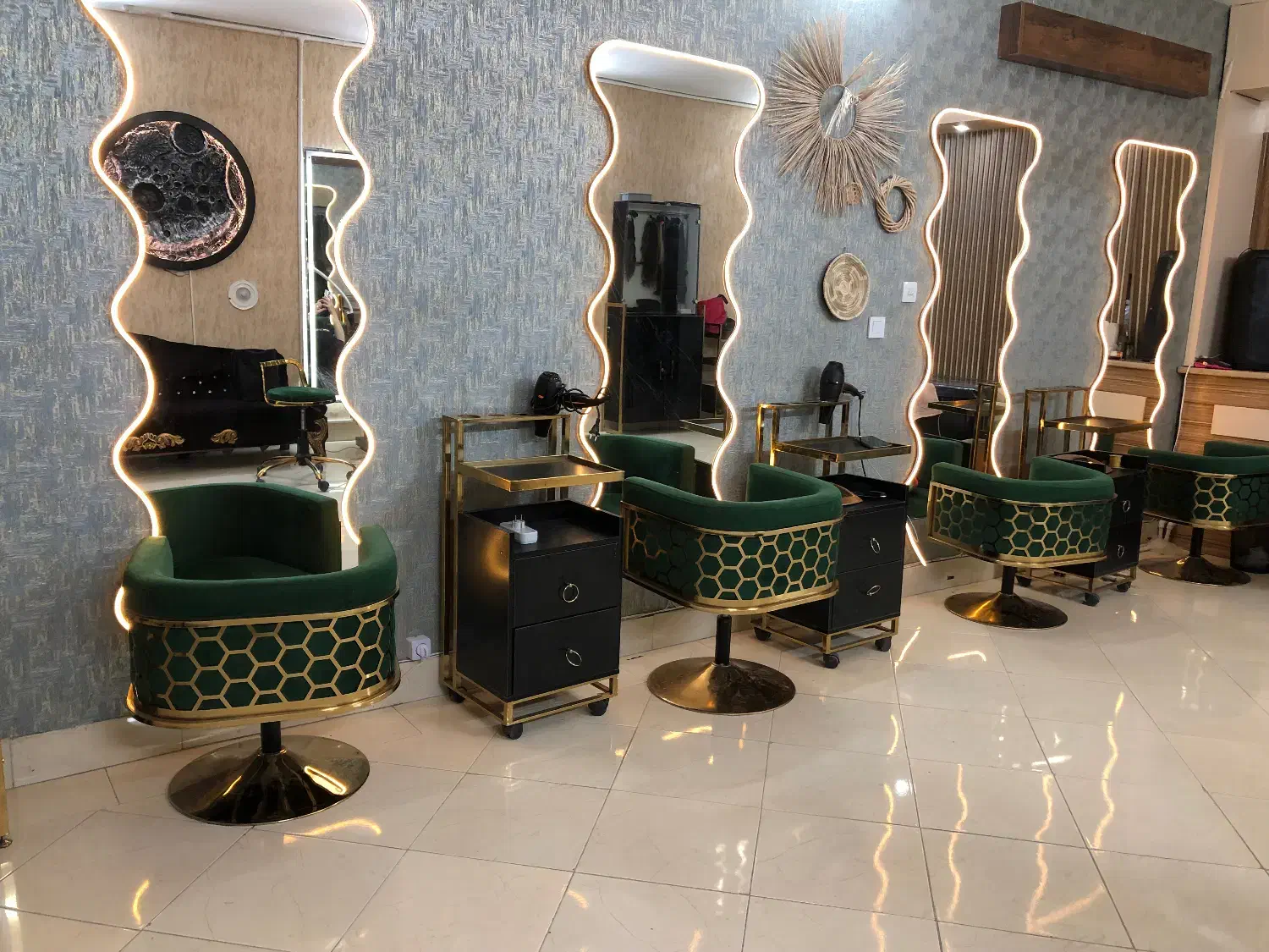 لاین بافتمو کراتین کوتاهی فیشیال|خدمات آرایشگری و زیبایی|مشهد, چهارچشمه|دیوار