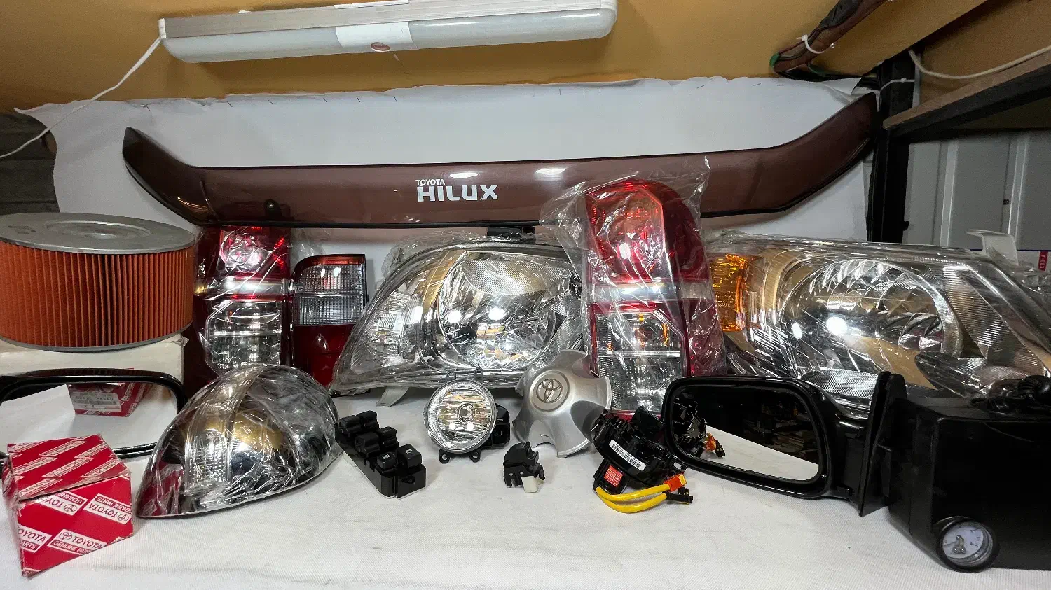 چراغ خطر راهنما کرولا کمری لندکروز 2005 2008 2012|قطعات یدکی و لوازم جانبی|تهران, قاسم‌آباد|دیوار