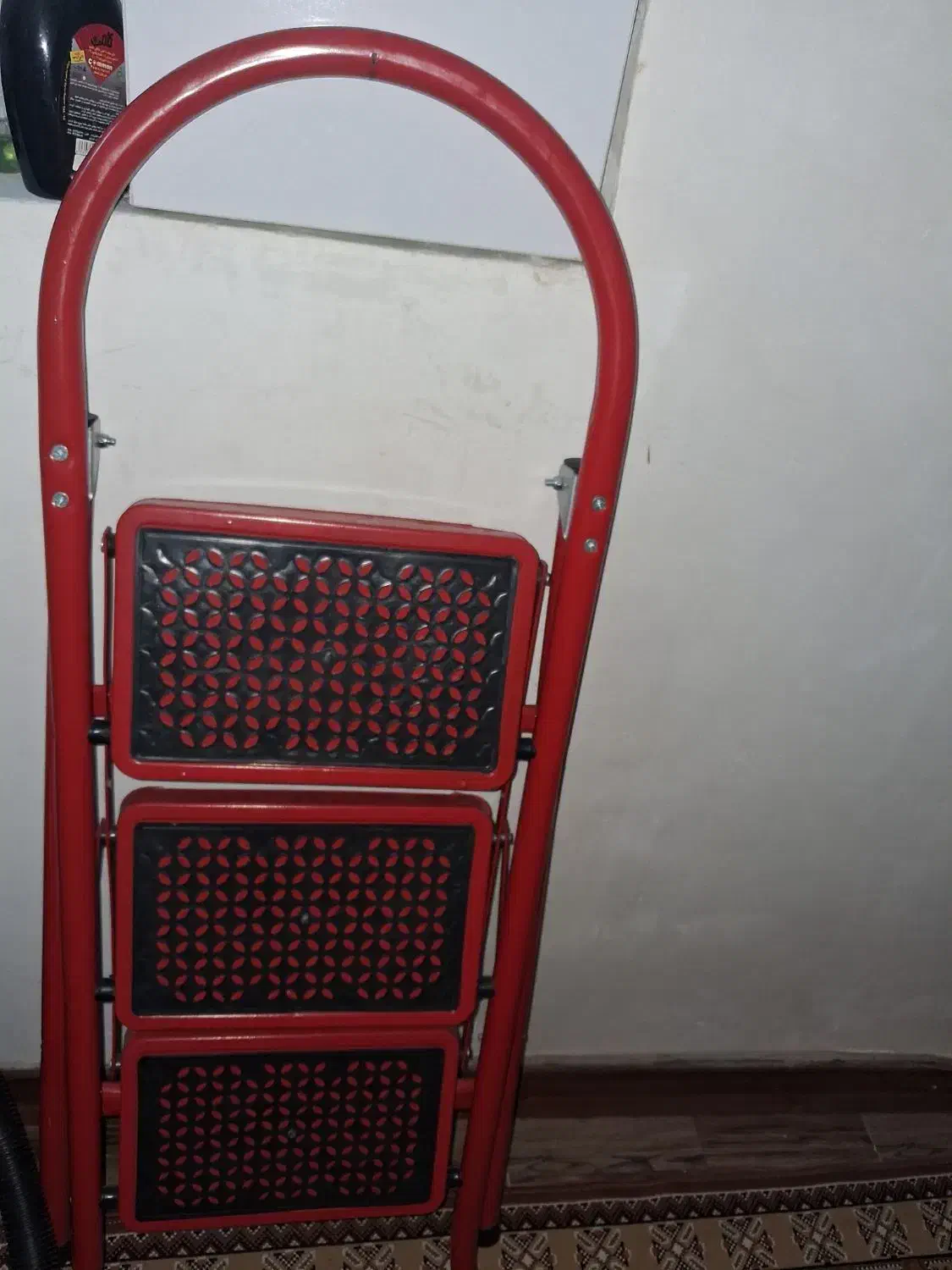 نرده بان|ابزارآلات|لنگرود, |دیوار