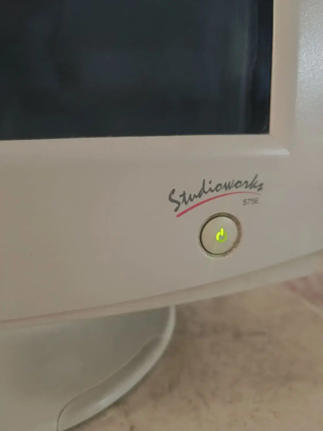 مانیتور ال جی|قطعات و لوازم جانبی رایانه|مشهد, کوه سنگی|دیوار