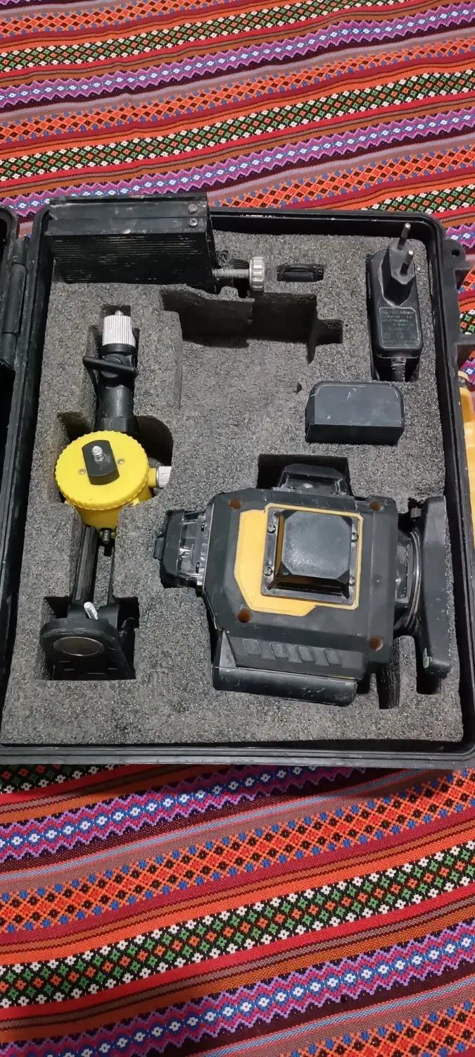 تراز لیزری دیوالت|مصالح و تجهیزات ساختمان|مشگین شهر, |دیوار