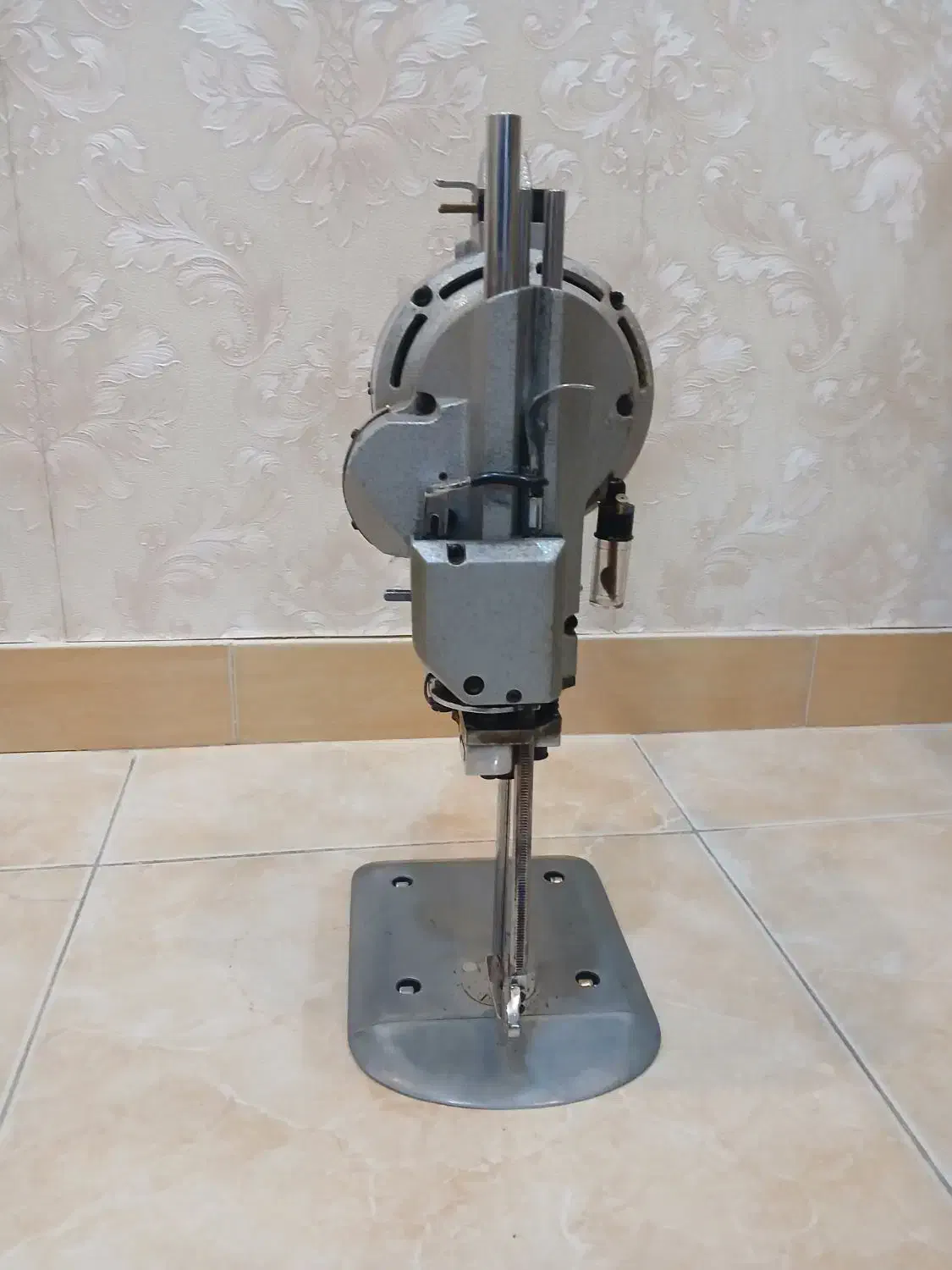 قیچی برش|لوازم خیاطی و بافتنی|کرج, عظیمیه|دیوار