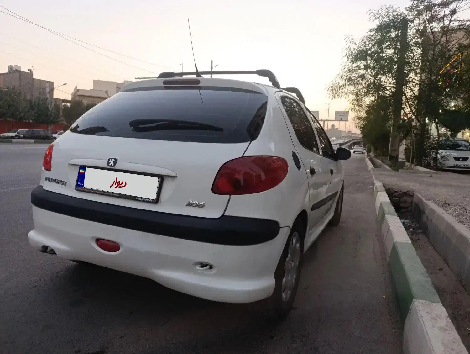206 تیپ 2 مدل 90|خودرو سواری و وانت|قم, زنبیل آباد|دیوار