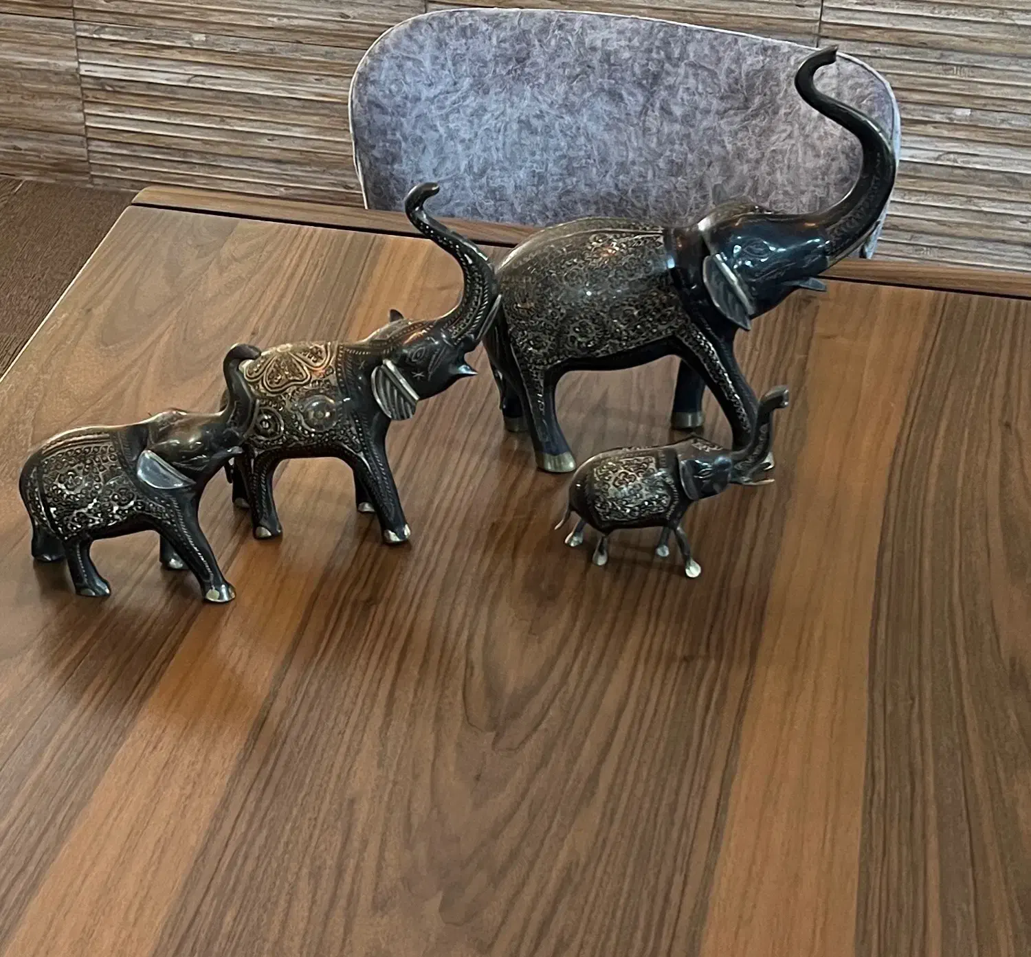 فیل برنجی|مجسمه، تندیس، ماکت|پارس‌آباد, |دیوار