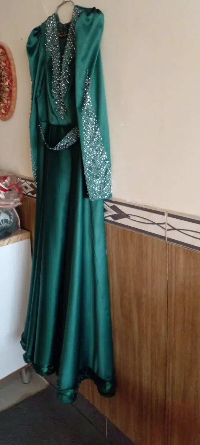 لباس مجلسی+سِت گوشواره با گردنبند+ریسه ی مو|لباس|چناران, |دیوار