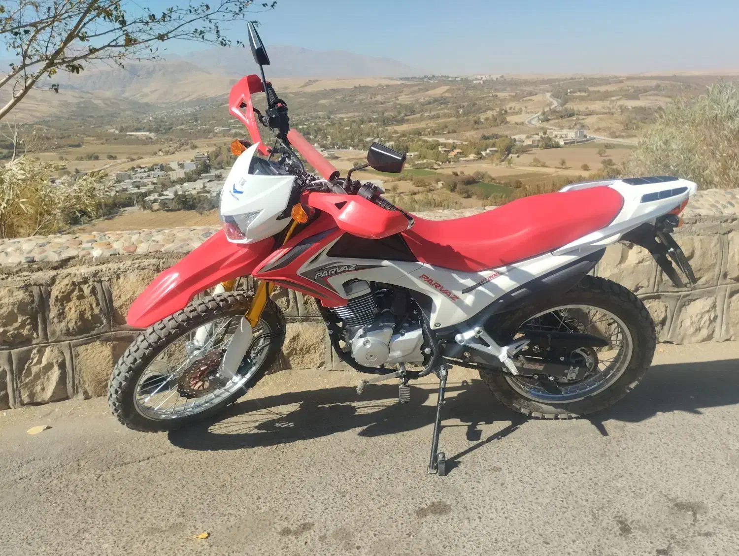 موتور تریل ۲۰۰|موتورسیکلت|بروجرد, |دیوار