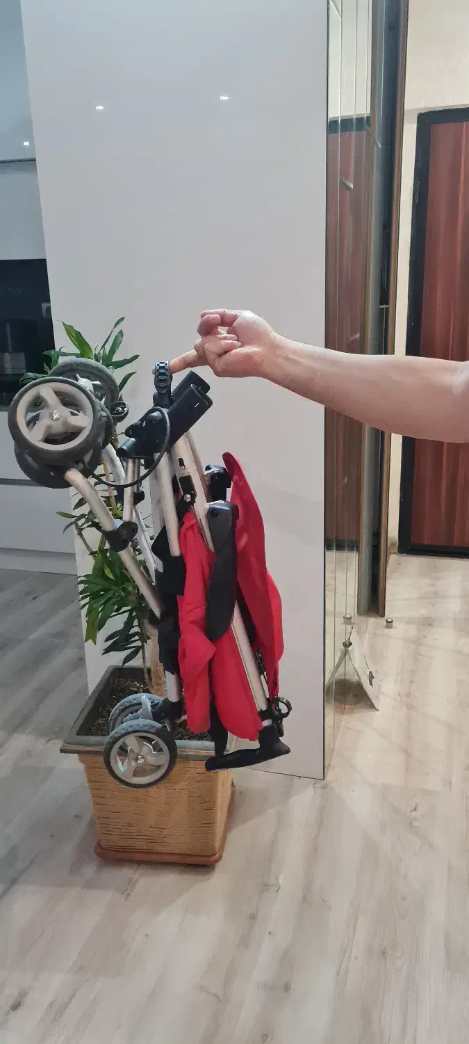 کالسکه مسافرتی خارجی تاشو برند geoby انگلیس|کالسکه و لوازم جانبی|رشت, بلوار گیلان|دیوار