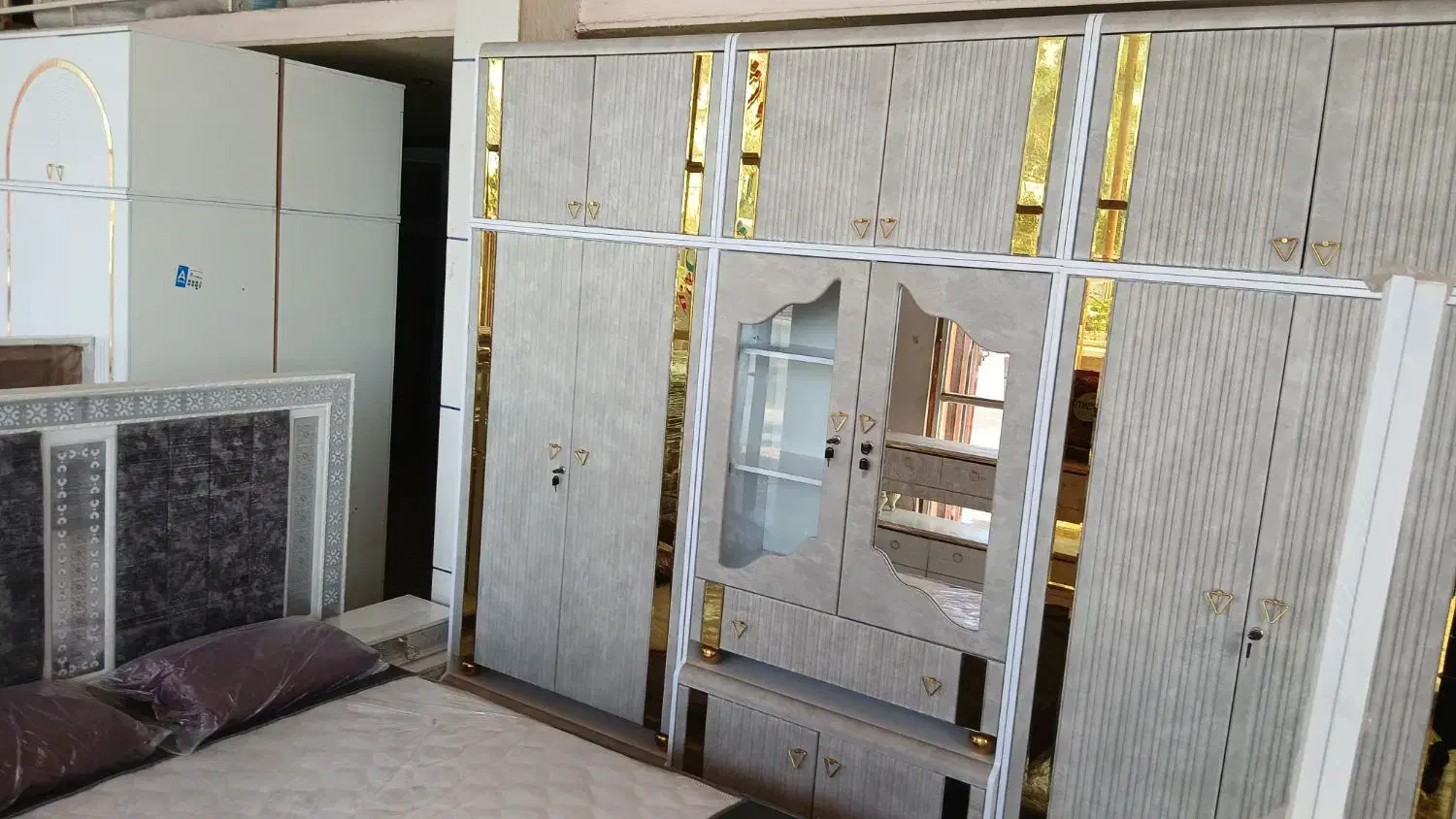 کمد وجاکفشی|جاکفشی، کمد، دراور|آبادان, |دیوار