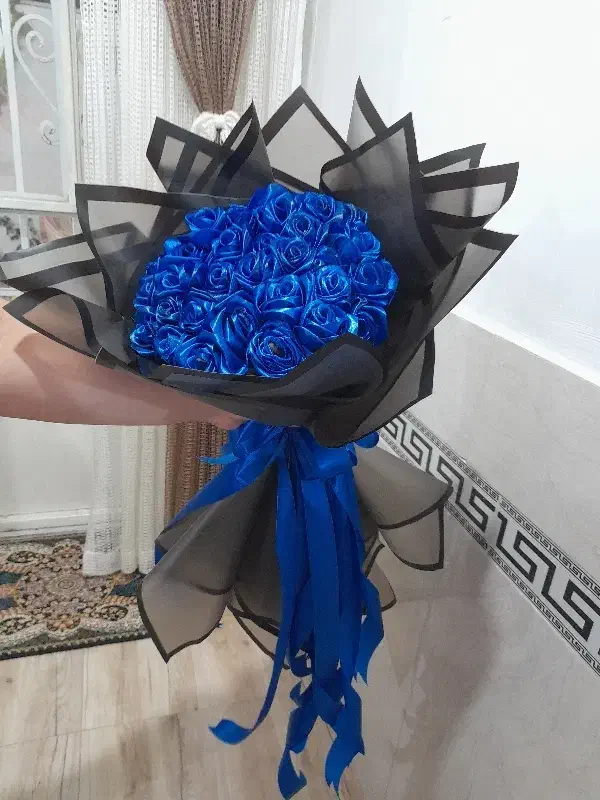 گل با ربان و|گل مصنوعی|چهارباغ, |دیوار