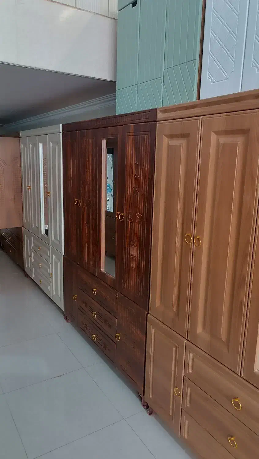 فروش ویژه انواع کمد دراور جاکفشی میز تلویزیون|جاکفشی، کمد، دراور|یزد, |دیوار