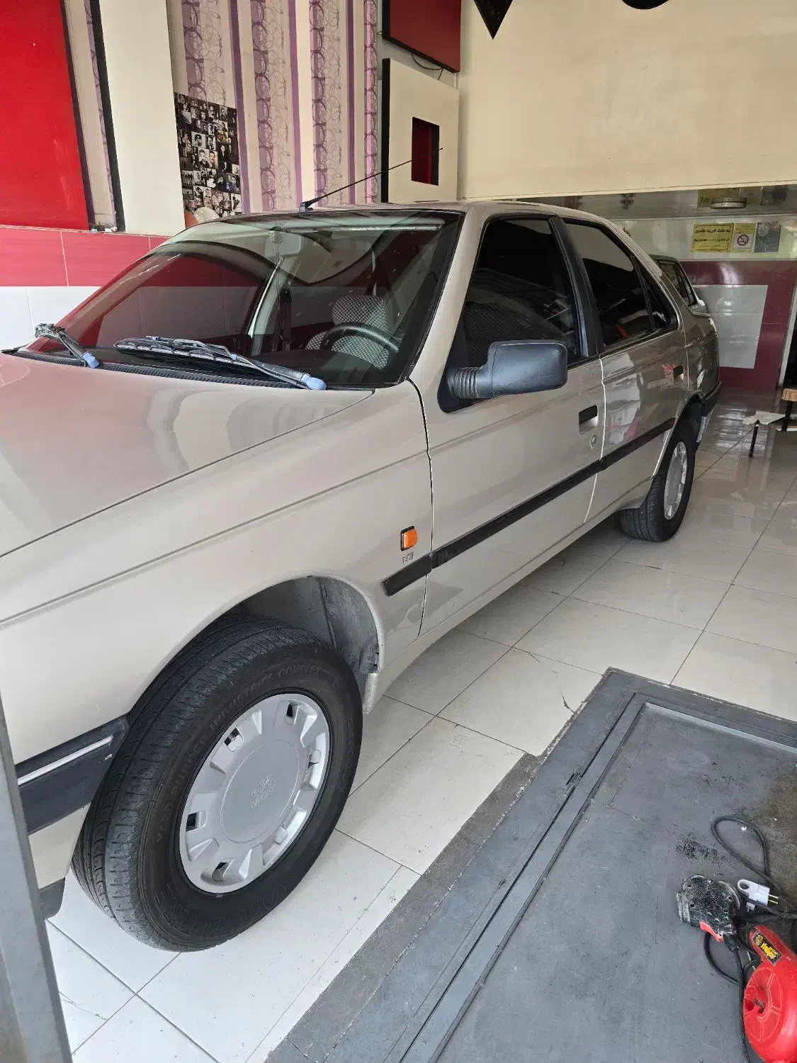 پژو۴۰۵مدل۱۳۸۵فرانسه لازرورقی فابریک بازدید دلیجان|خودرو سواری و وانت|اصفهان, شهرستان|دیوار