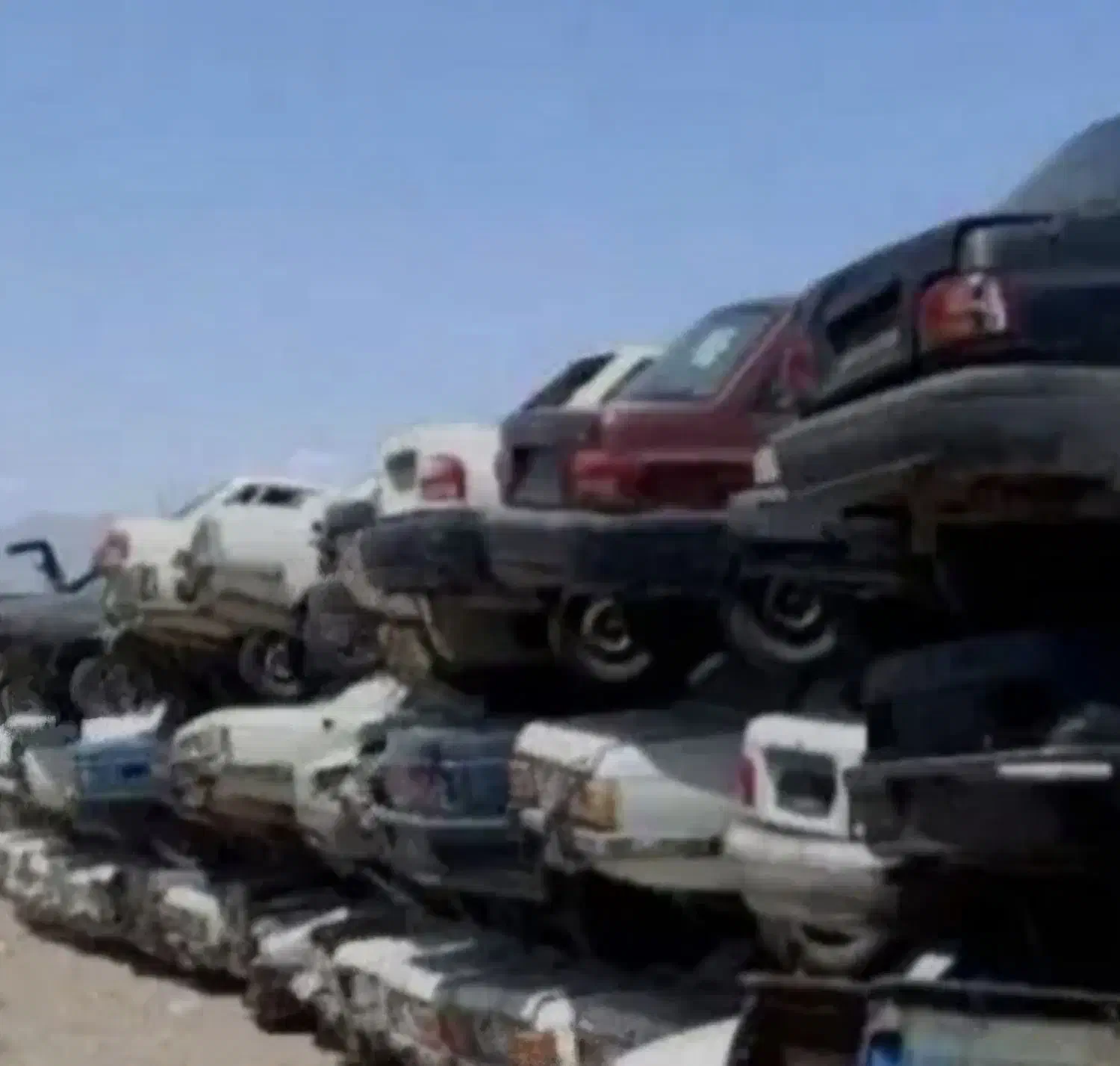 پذیرش خودرو اسقاط و تصادفی|خودرو سواری و وانت|شیراز, حومه شیراز|دیوار