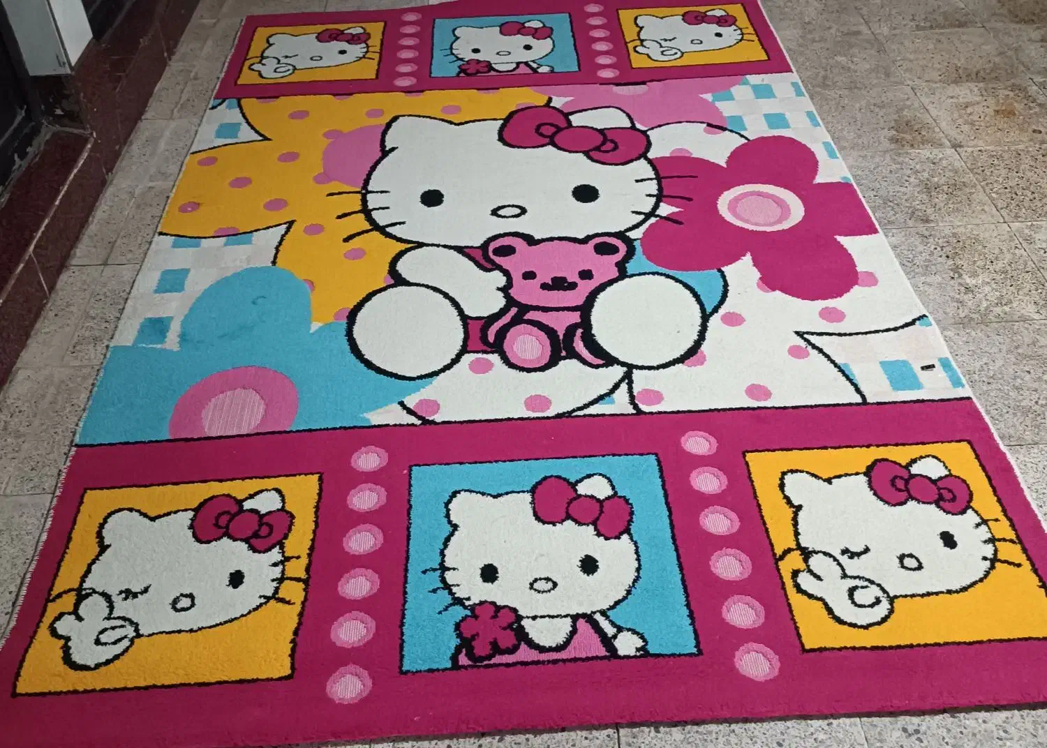 فرش کودک تمیز و سالم ۴متری|فرش|قزوین, |دیوار