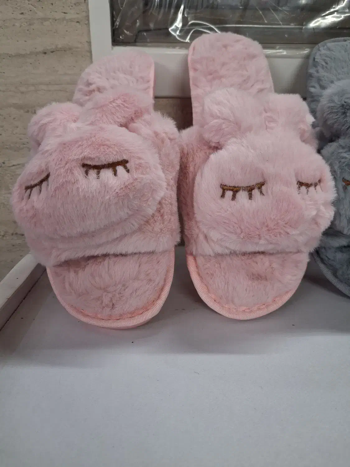 دمپایی خز دار عروسکی|کیف، کفش، کمربند|شیراز, شهرک سراج‎|دیوار