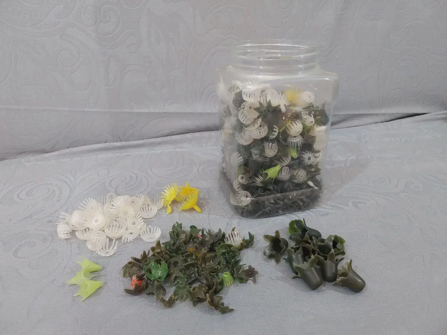 وسایل گل سازی|گل مصنوعی|شیراز, لاله|دیوار