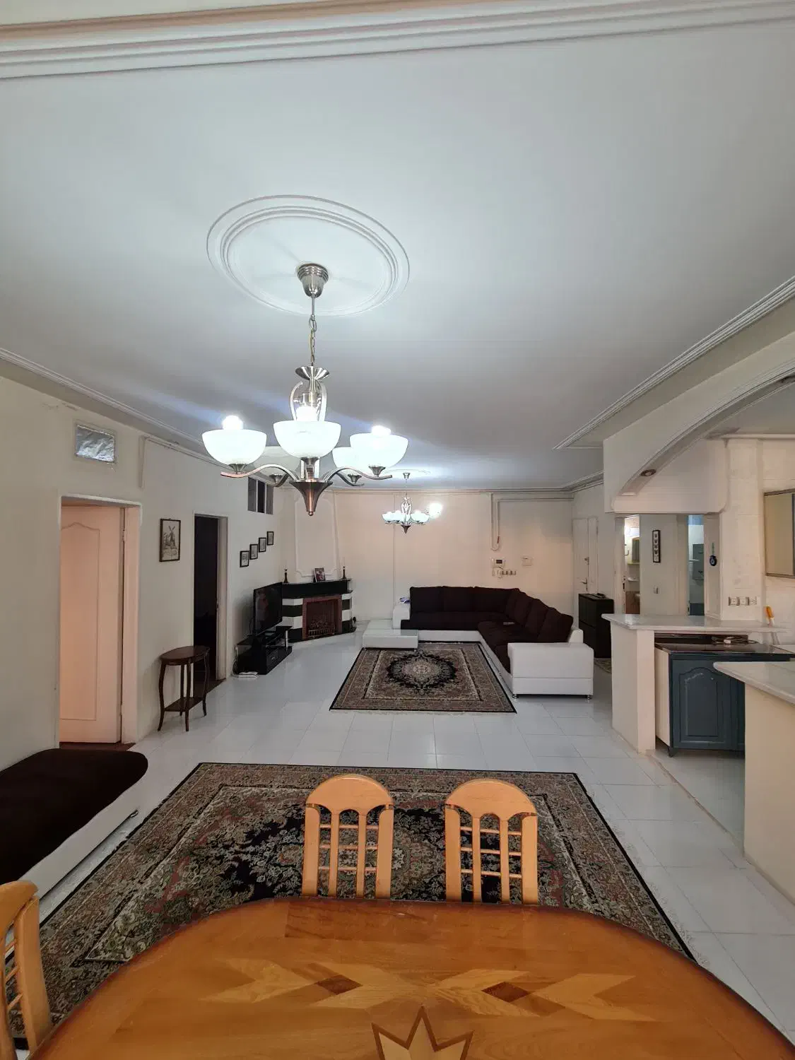 فروش آپارتمان ۱۰۲ متری/۲۲ بهمن/چهارراه وحدت|فروش آپارتمان|کرمانشاه, |دیوار