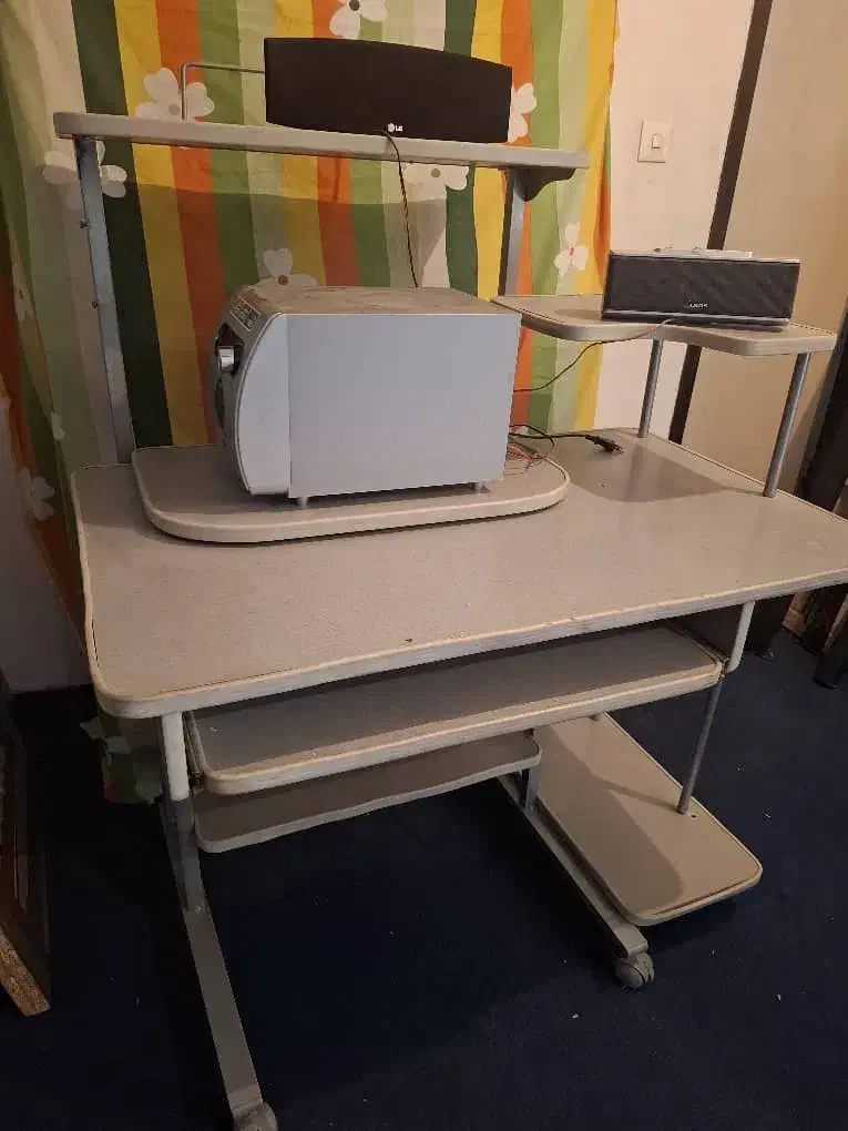 میز کامپیوتر|میز تحریر و کامپیوتر|شیراز, درکی|دیوار