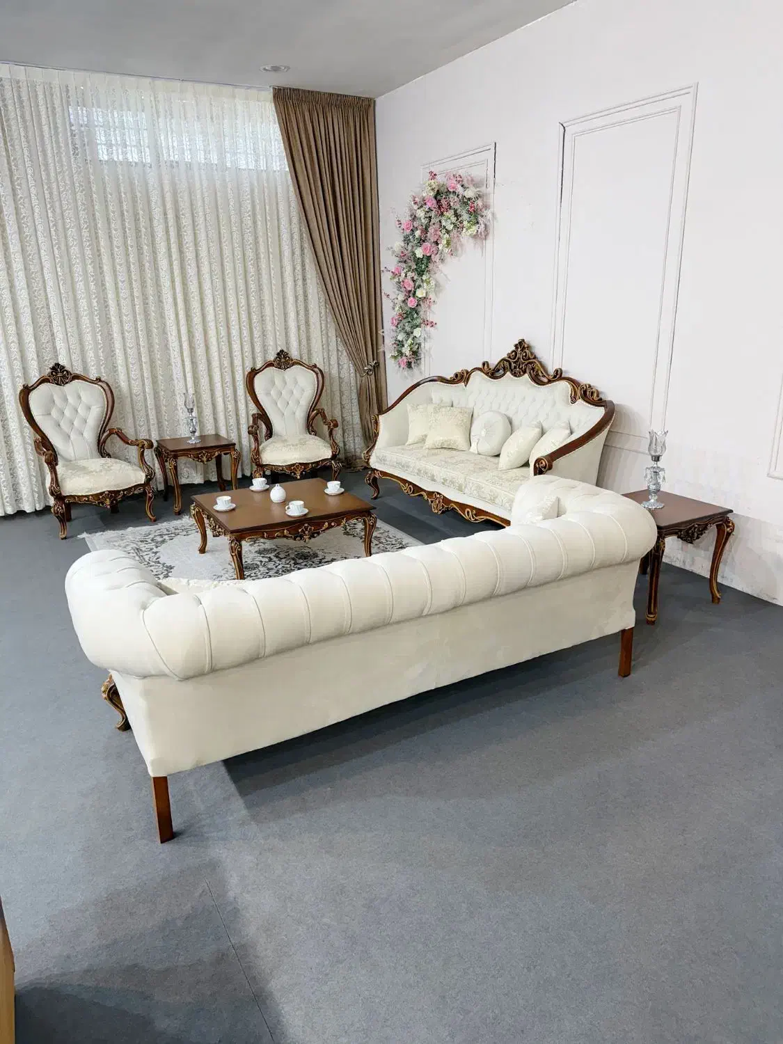 اصالت کلاسیک در خانه شما .مبل و منبت دست ساز|مبلمان خانگی و میز عسلی|تویسرکان, |دیوار