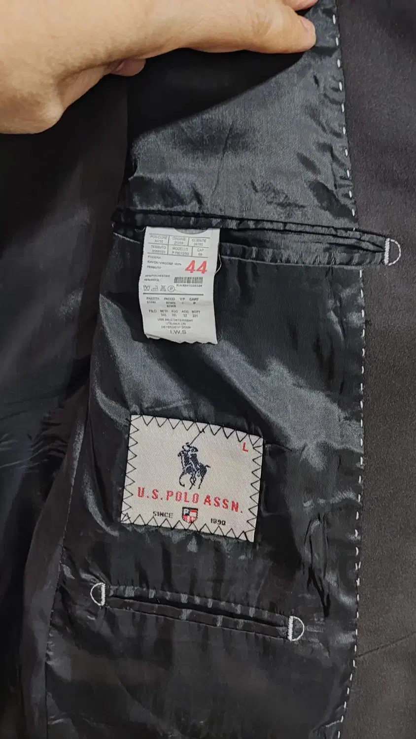 کت نو|لباس|شوشتر, |دیوار