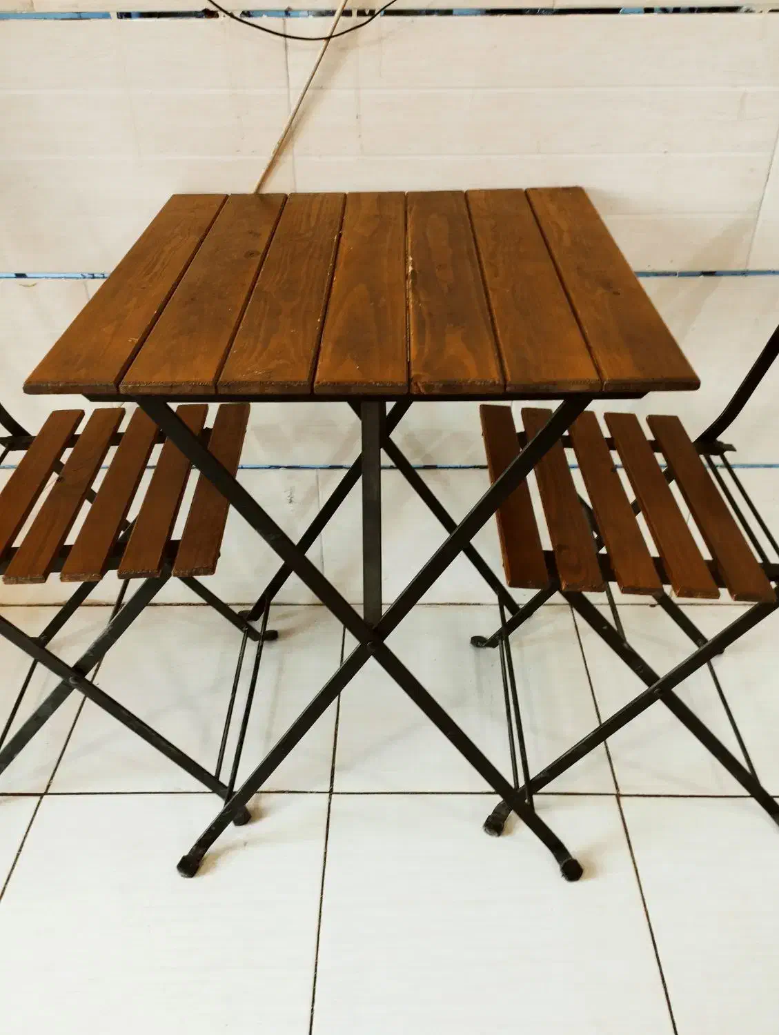 میز و صندلی چوبی|کافی‌شاپ و رستوران|کهنوج, |دیوار