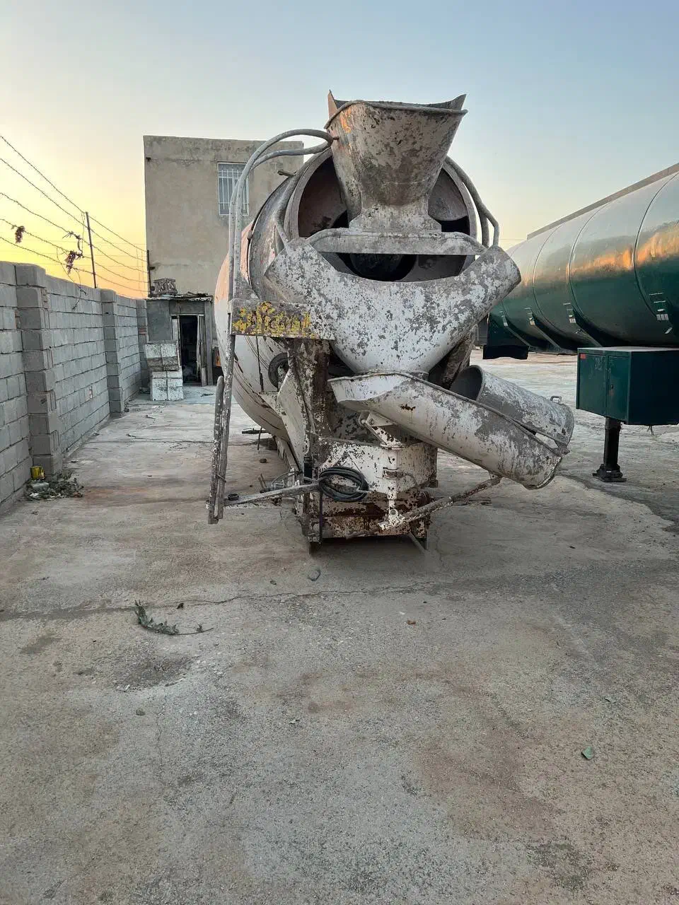 تراک میکسر اریا تراک|خودرو سنگین|کرمانشاه, |دیوار