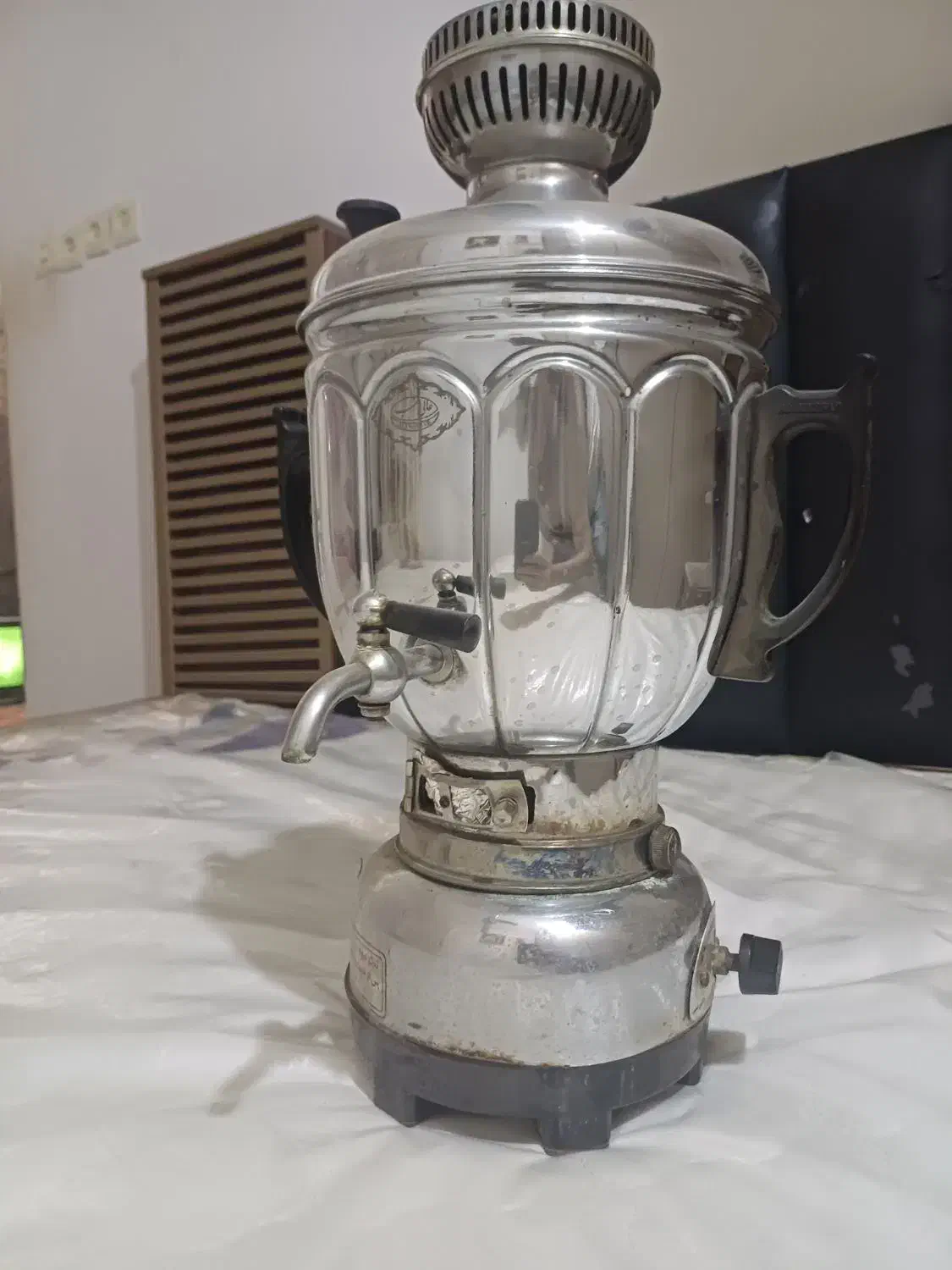 سماور گاز سوز. قابلمه کوچک وبزرگ|ظروف پخت‌وپز|علی‌آباد کتول, |دیوار