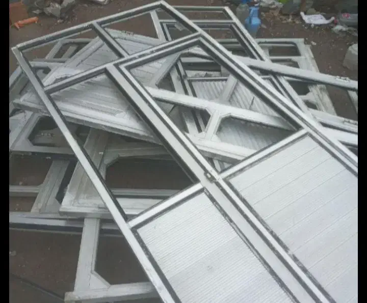 خرید ضایعات فلزی با باسکول دیجیتالی|عمدهفروشی|سنگر, |دیوار