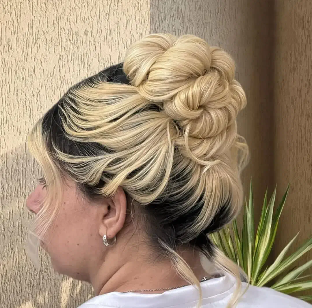 شینیون کار|خدمات آرایشگری و زیبایی|اصفهان, جاوان|دیوار