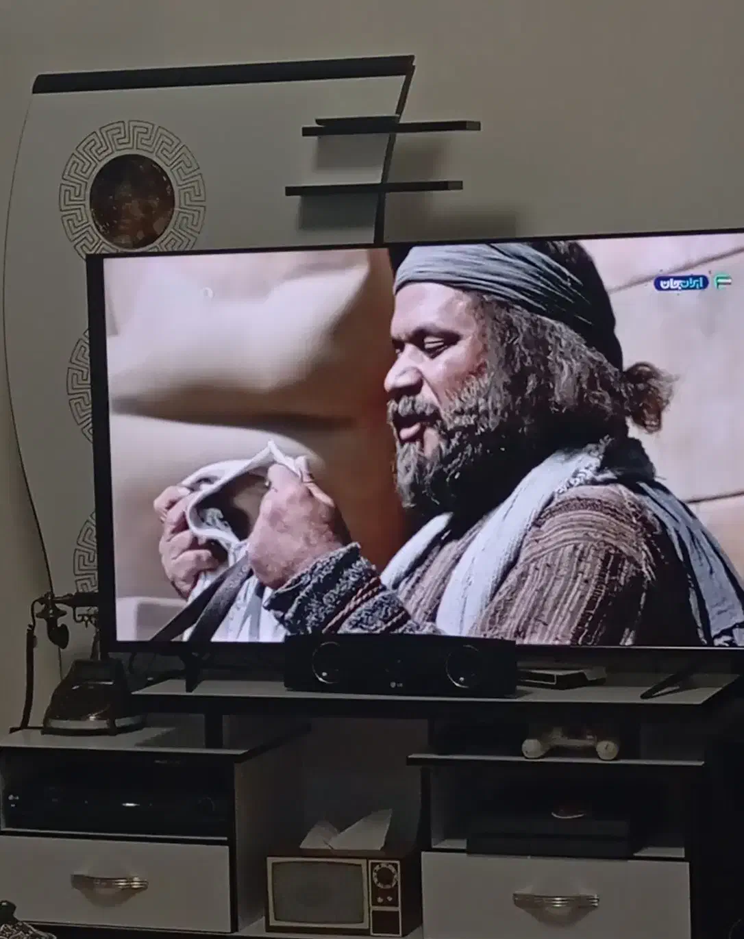 میز تلویزیون 140 لاهیجان|میز تلویزیون|لاهیجان, گلستان|دیوار