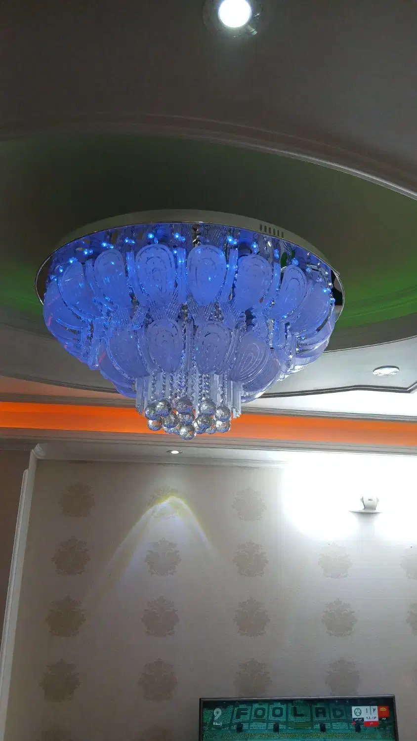 لوستر|لوستر و چراغ آویز|قم, بنیاد|دیوار