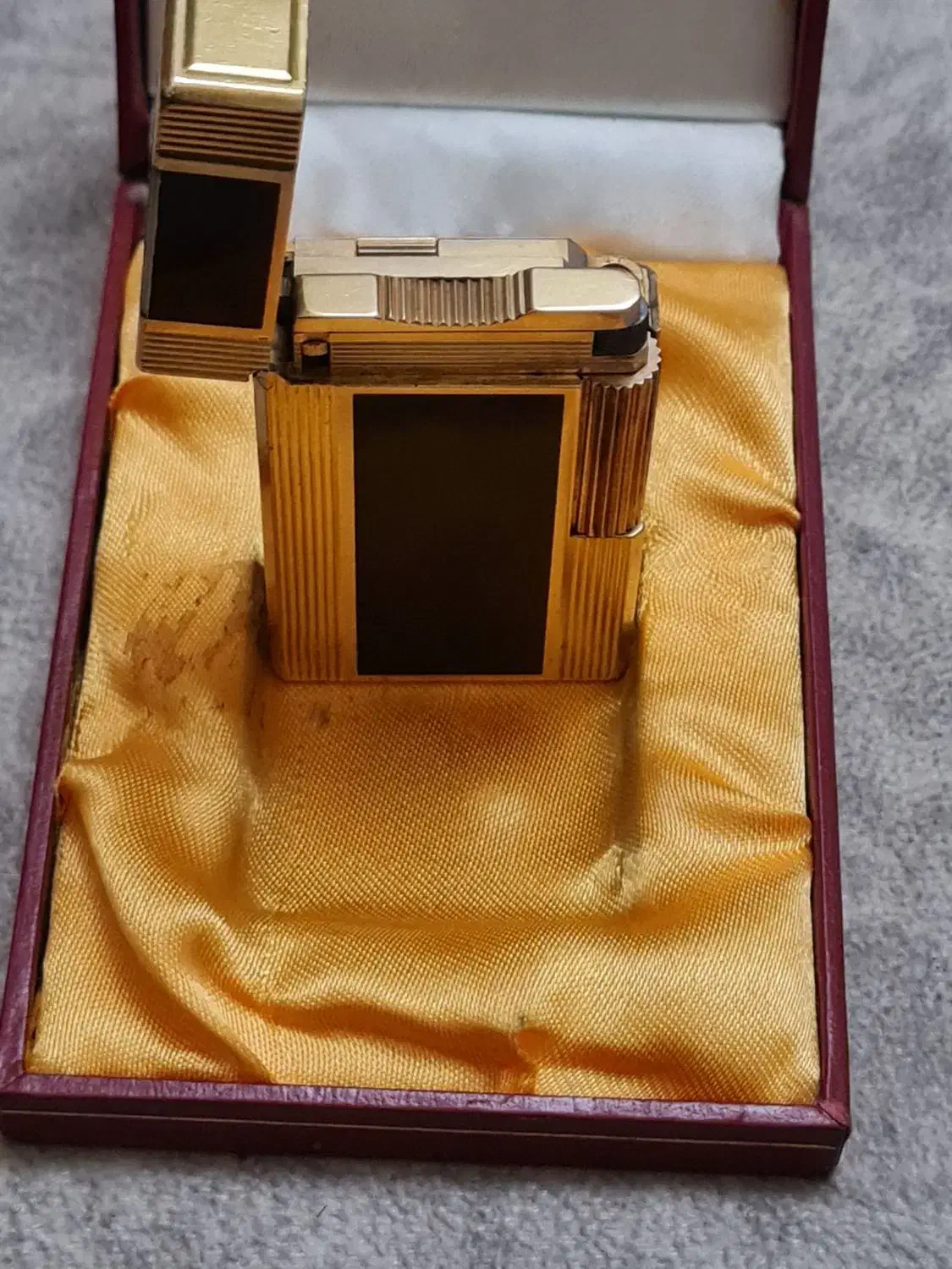 فندک کلکسیونی اسی دو پونت.فوق کلکسیونی|کلکسیون اشیاء عتیقه|ملارد, |دیوار