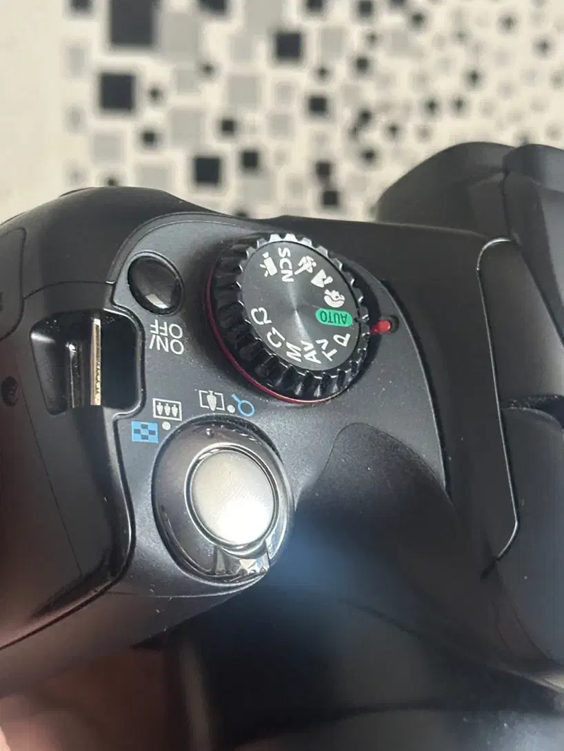 دروبین سوپرزوم کنون|دوربین عکاسی و فیلم‌برداری|شیراز, شاه قلی بیگی|دیوار