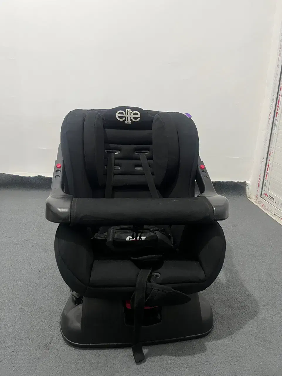 تخت وصندکی کودک|تخت و صندلی بچه|بندر ماهشهر, |دیوار