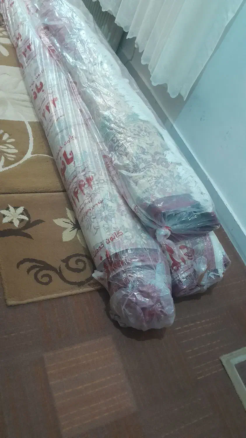 سه تافرش لاکی ۷۰۰شونه|فرش|باقرشهر, |دیوار