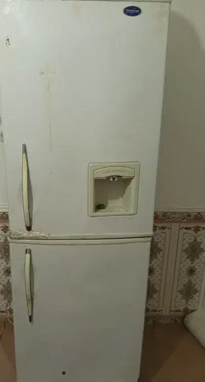 یخچال|یخچال و فریزر|خرمشهر, |دیوار