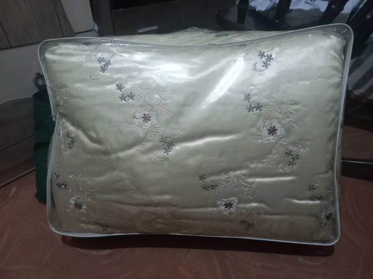 روتختی|سرویس روتختی|قدس, شهر‌قدس|دیوار