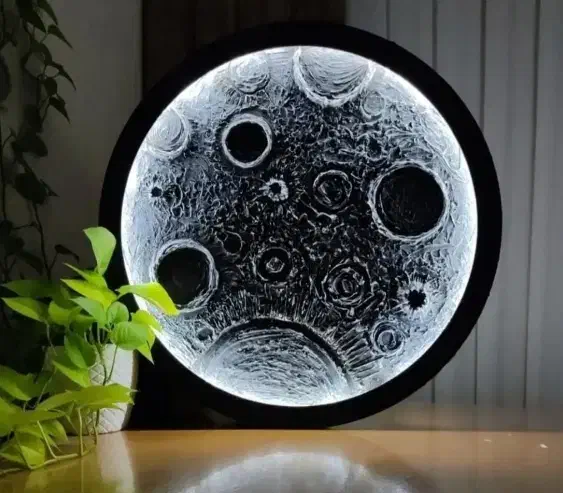 تابلو ماه|تابلو، نقاشی، عکس|قم, سراجه (۱۵ خرداد)|دیوار