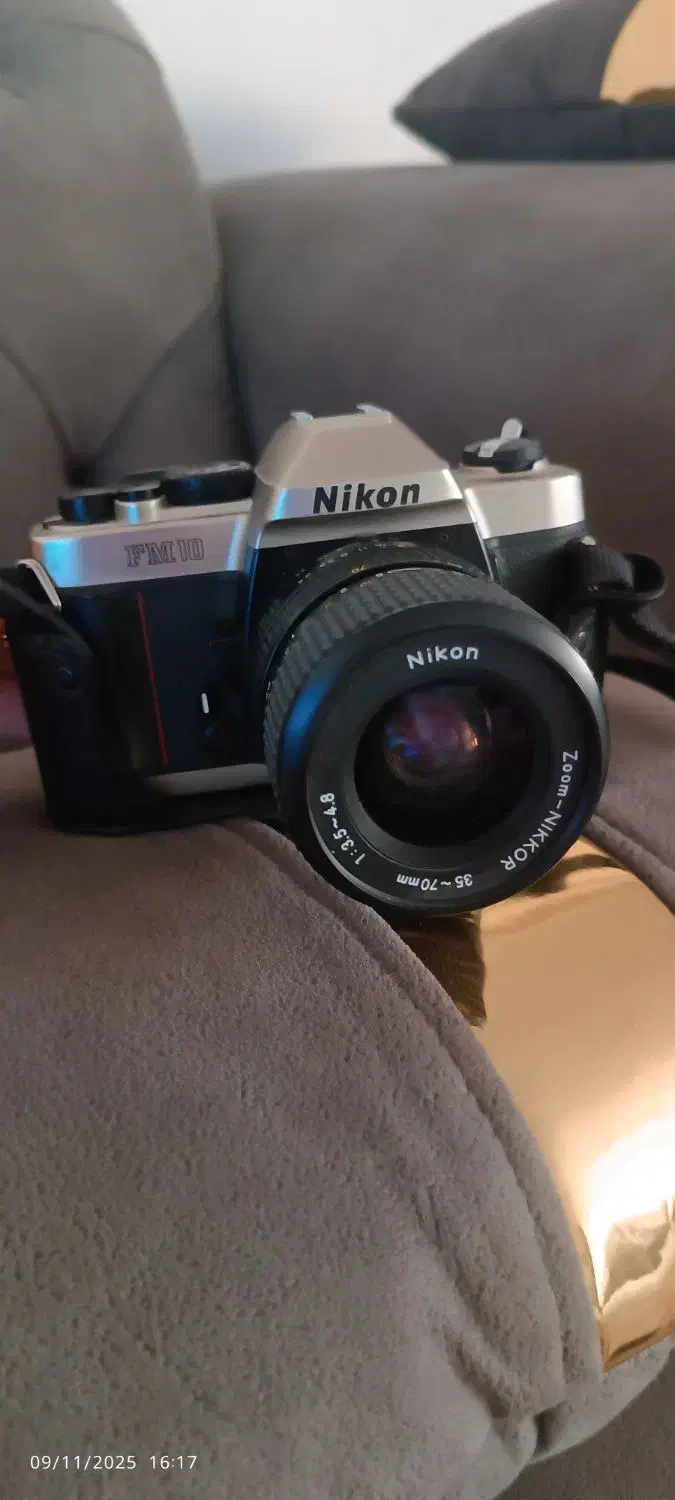دوربین اورجینال نیکون همراه باهدیه|دوربین عکاسی و فیلمبرداری|قم, لسانی|دیوار