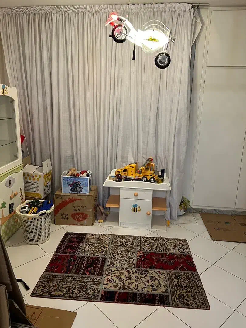 اپارتمان بالاتر از میدان پاستور